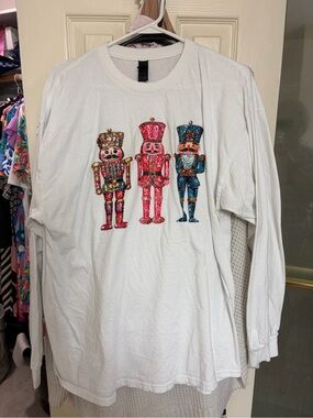 XL Women’s long sleeve bundle